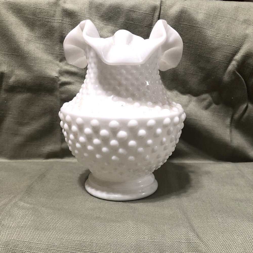 Vintage Hobnail vase